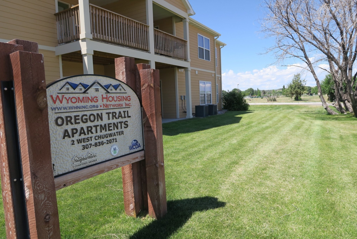 Oregon Trail Apartments - Exterior 01