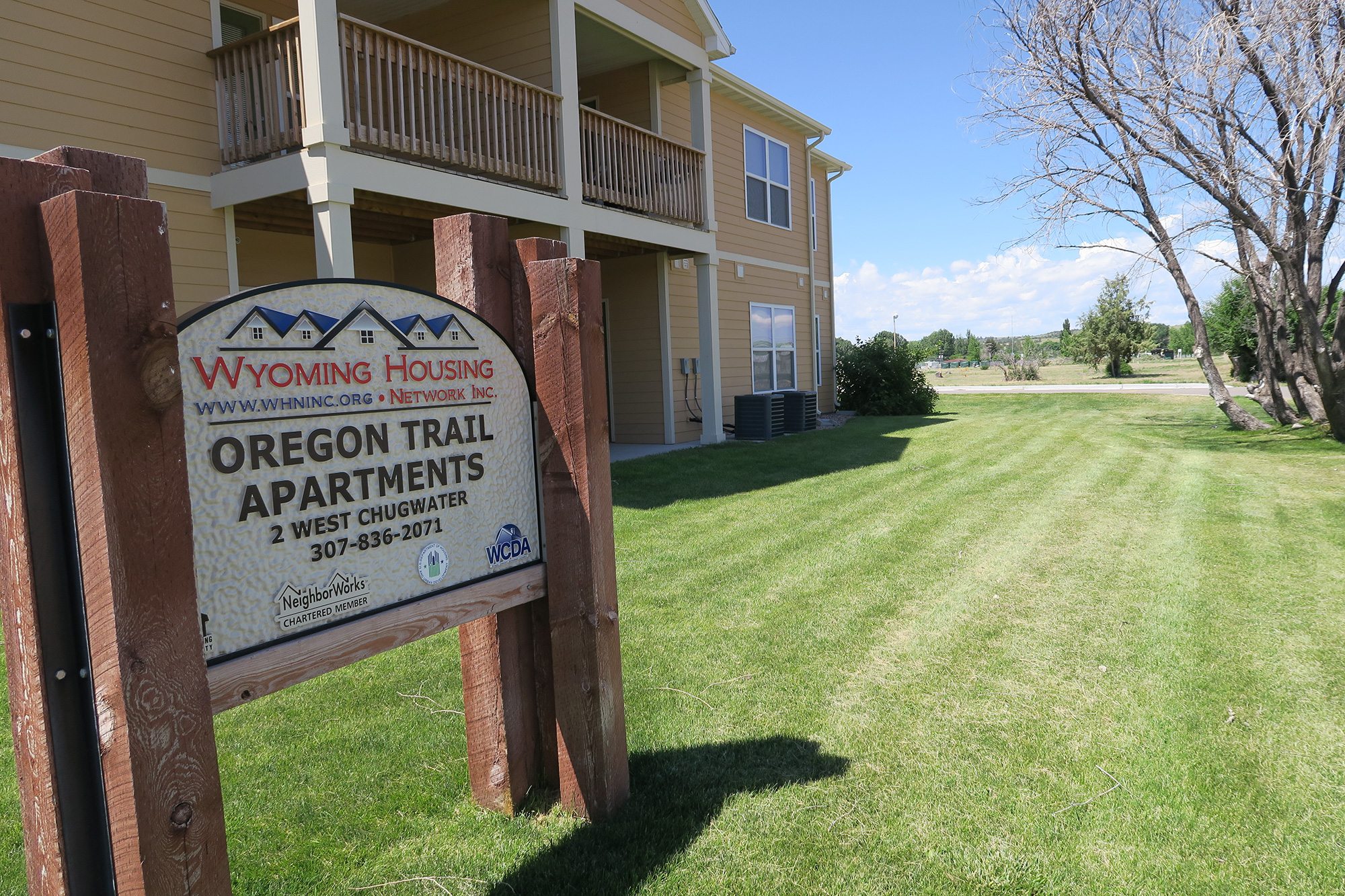 Oregon Trail Apartments - Exterior 01