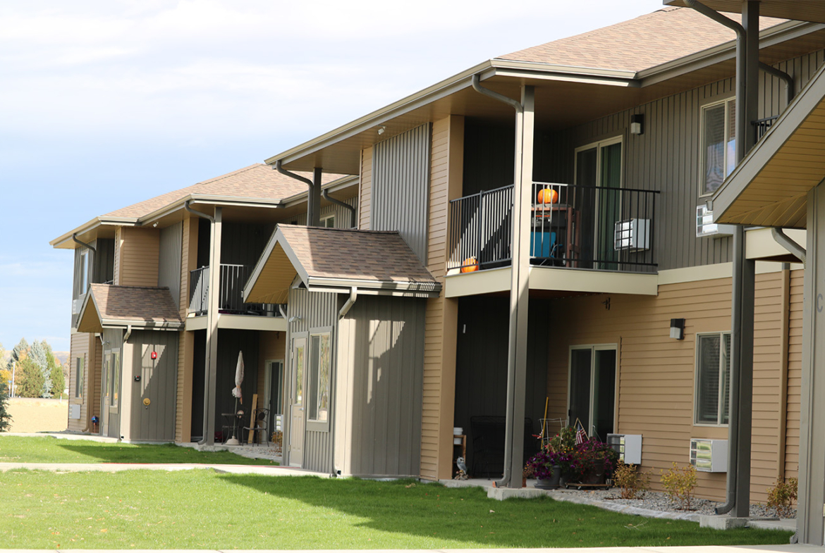 Powell Court Apartments - Exterior 02